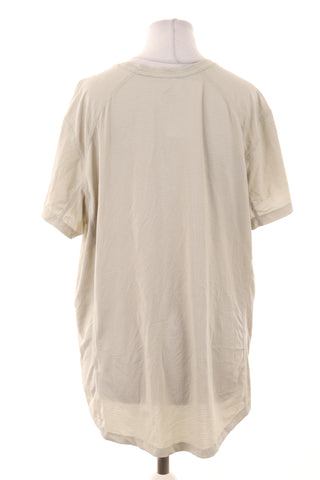 Grünes T-Shirt