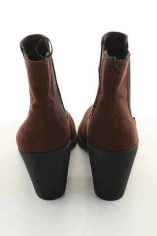 Braune Stiefeletten