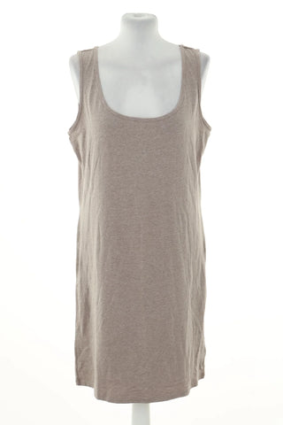 Beiges Kleid