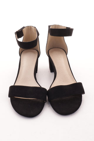 Schwarze Sandalen