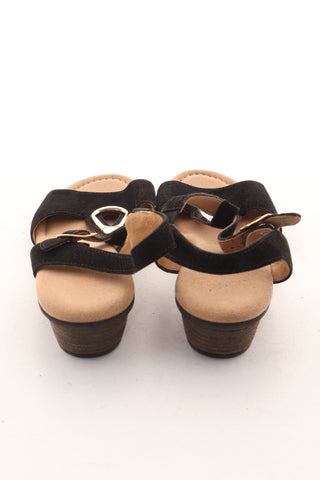 Schwarze Sandalen