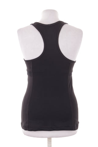 Schwarzes Top