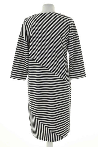 Kleid mit Streifen