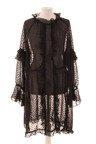 Schwarzes Kleid