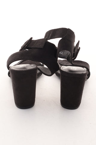 Schwarze Sandalen