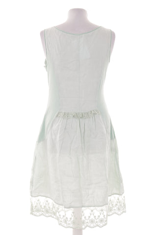 Mintfarbenes Kleid aus 100 % Leinen