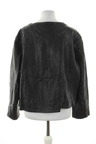 Schwarze Jacke