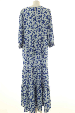 Kleid mit Blumenmuster