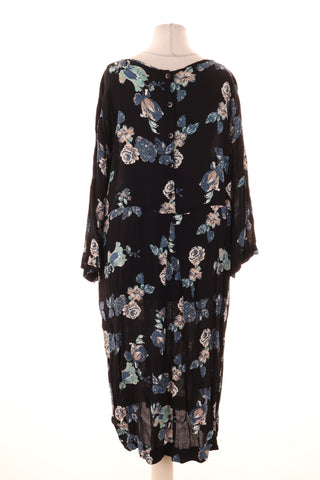 Kleid mit Blumenmuster