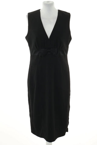 Schwarzes Kleid