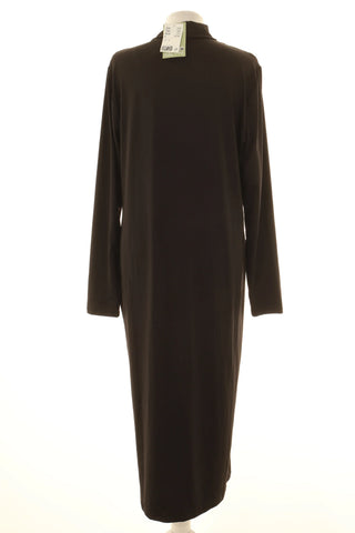 Schwarzes Kleid
