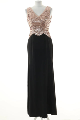 Glänzendes Kleid