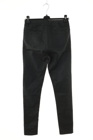 Schwarze Hose
