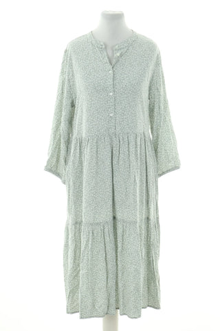 Kleid mit Blumenmuster