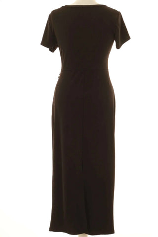 Schwarzes Kleid