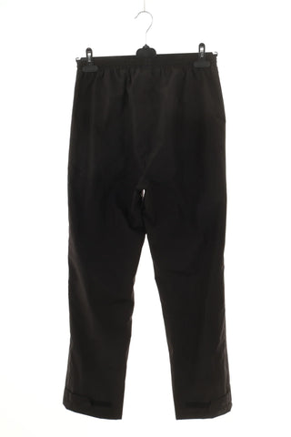 Schwarze Hose
