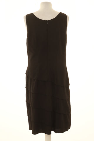 Schwarzes Kleid