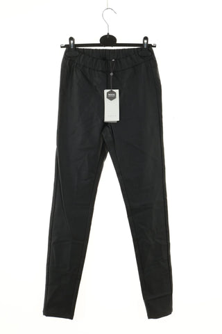 Schwarze Hose