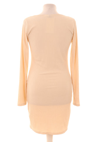 Beiges Kleid