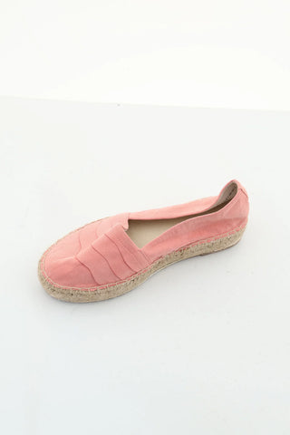 Aprikosenfarbene Schuhe