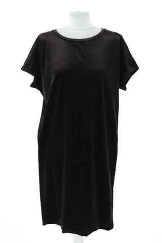 Schwarzes Samtkleid