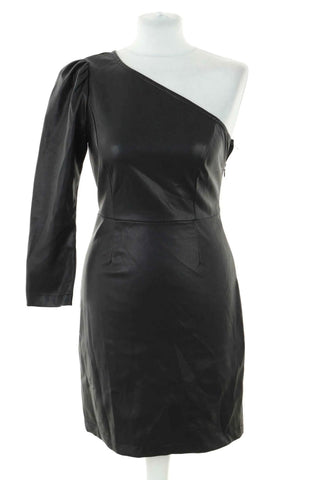 Schwarzes Kleid aus Kunstleder