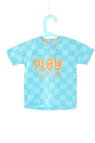Blaues T-Shirt kariert