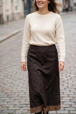 Spódnica maxi wzorzysta z bordiurą - Czarno-brązowa   100% jedwab